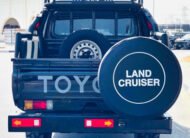 TOYOTA LAND CRUISER PICK UP