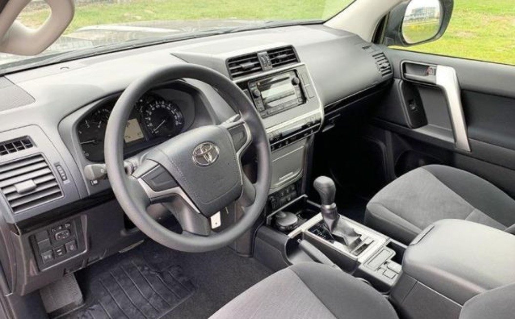 TOYOTA LAND CRUISER PRADO