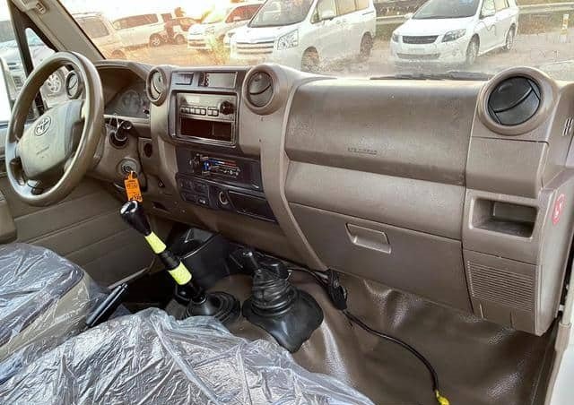 TOYOTA LAND CRUISER SINGLE CABIN