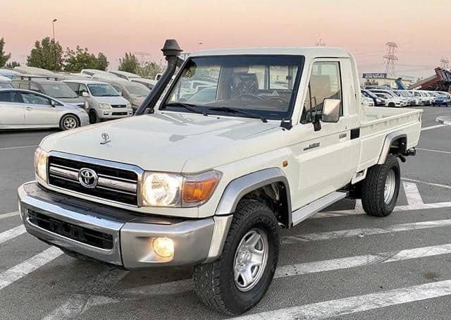 TOYOTA LAND CRUISER SINGLE CABIN