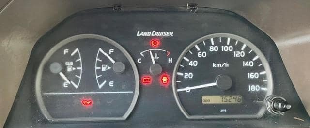 TOYOTA LAND CRUISER SINGLE CABIN