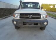 TOYOTA LAND CRUISER DOUBLE CABIN