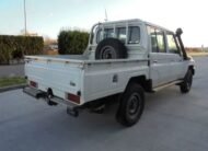 TOYOTA LAND CRUISER DOUBLE CABIN