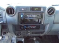 TOYOTA LAND CRUISER DOUBLE CABIN