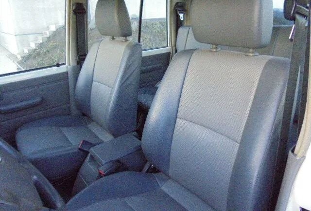 TOYOTA LAND CRUISER DOUBLE CABIN