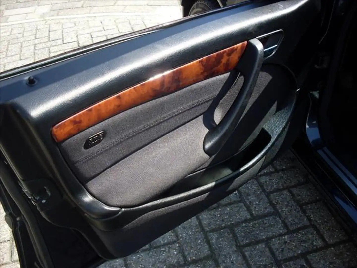 MERCEDES BENZ C-CLASS C-180