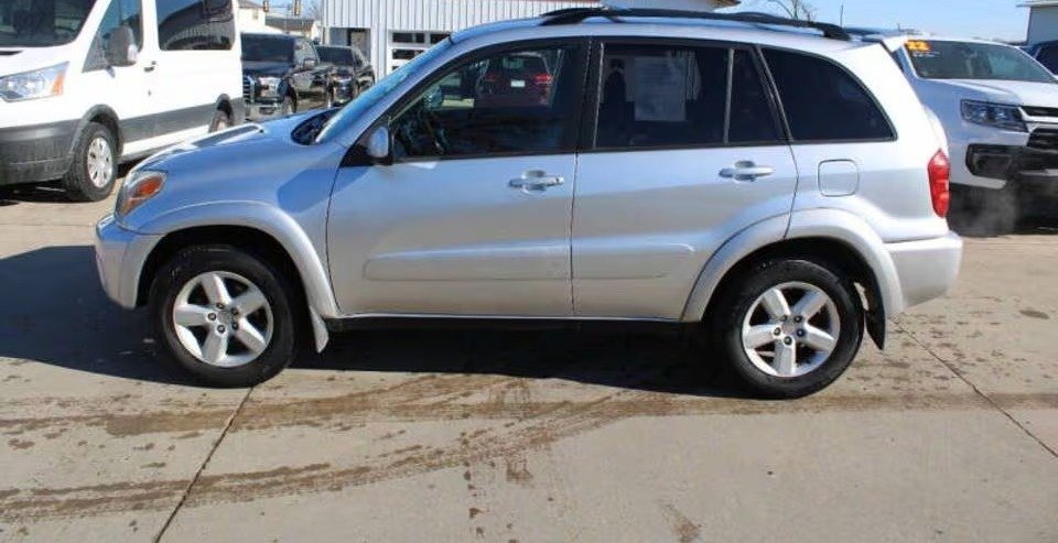 TOYOTA RAV4