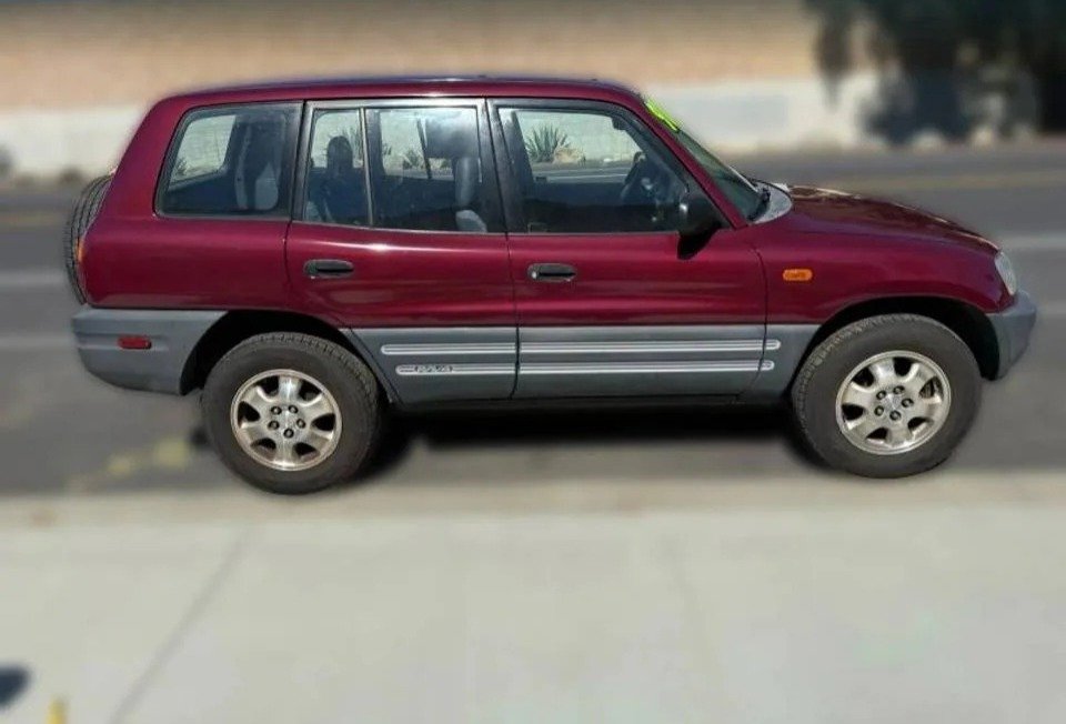 TOYOTA RAV4