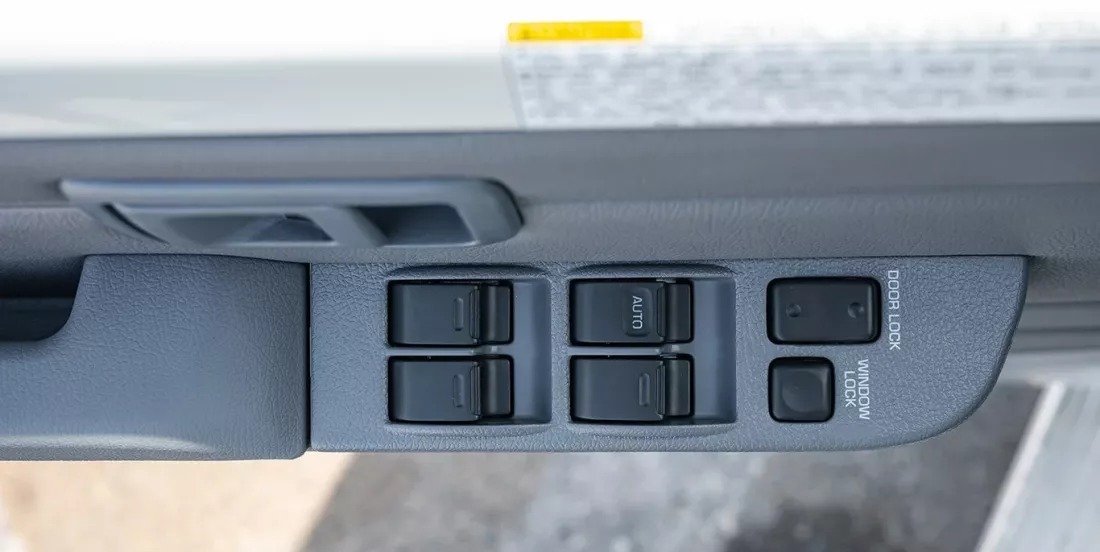 TOYOTA LAND CRUISER HARD TOP